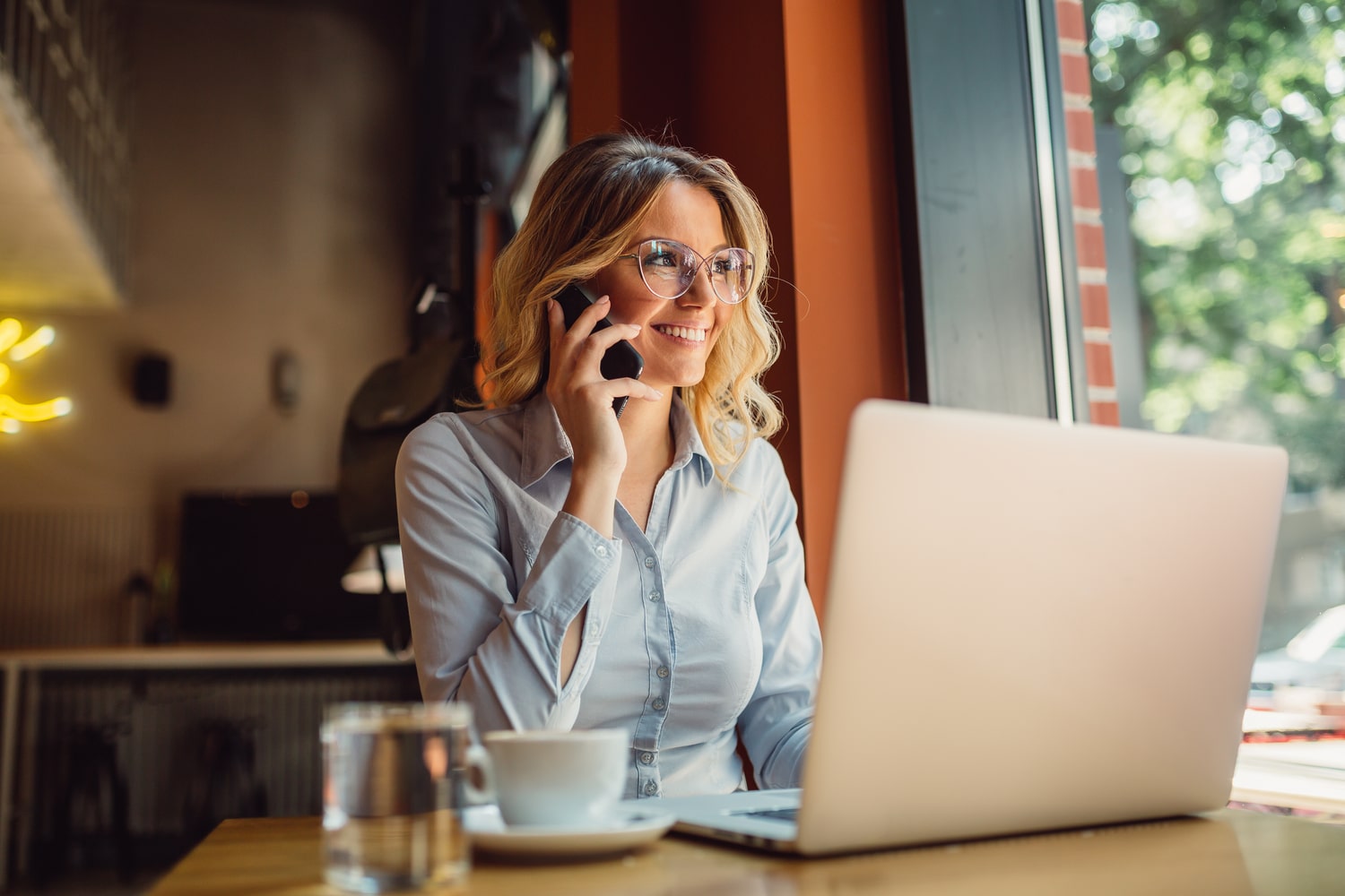 woman with a laptop